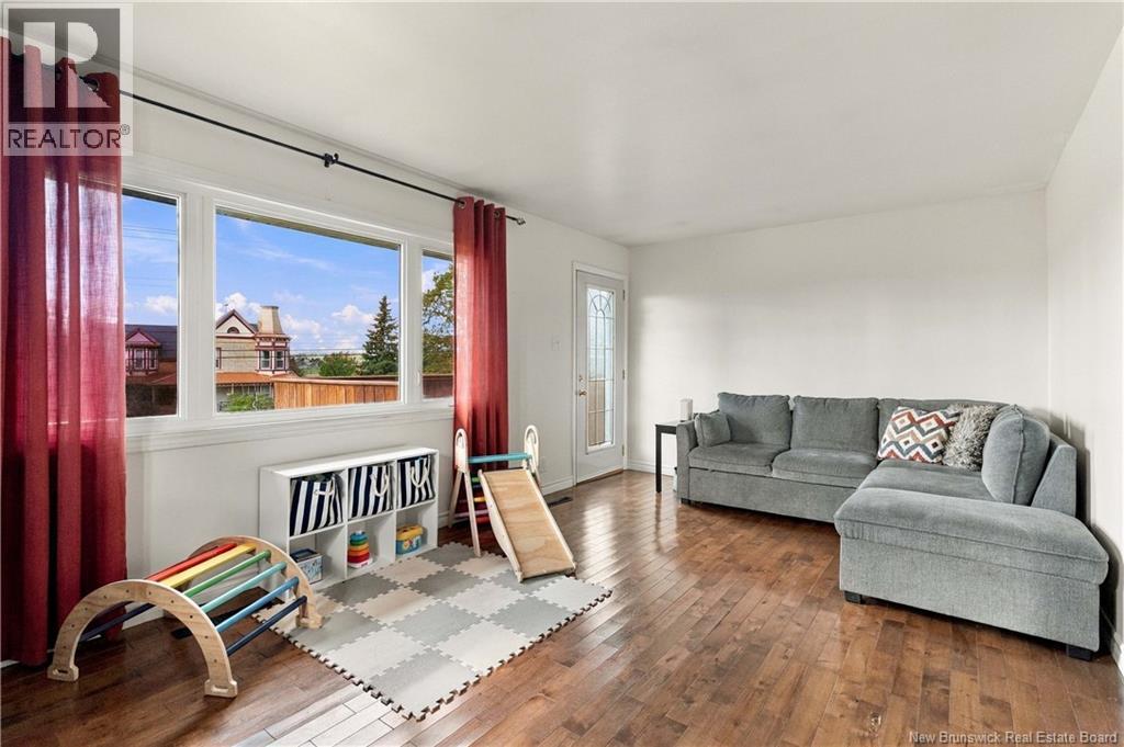 961 Royal Road - 14