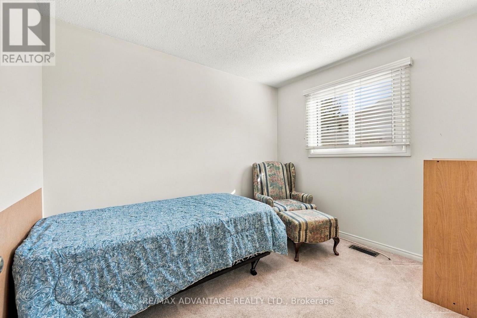 15 CHESWICK CIRCLE - Image 15