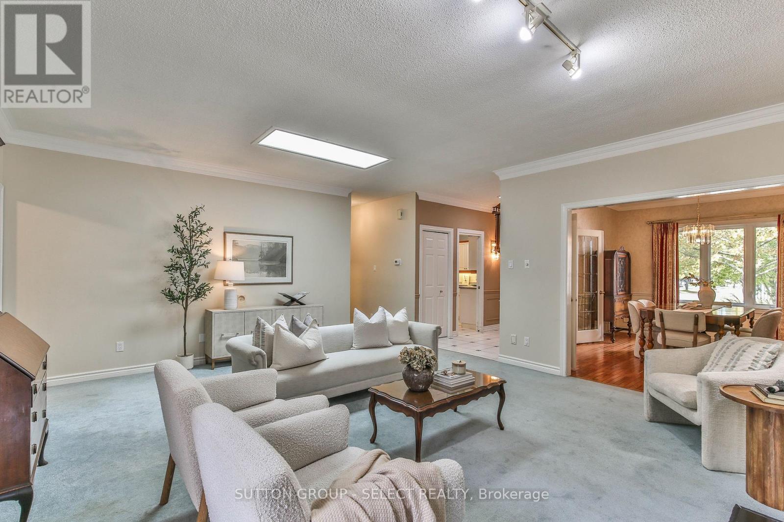 #32 30 DOON DRIVE - Image 10