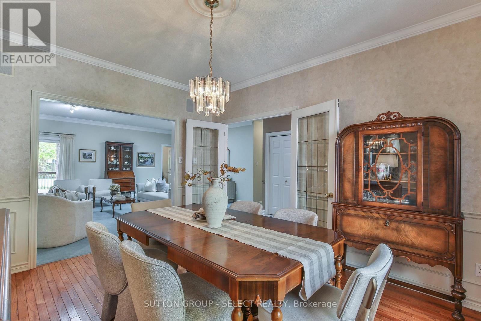 #32 30 DOON DRIVE - Image 13