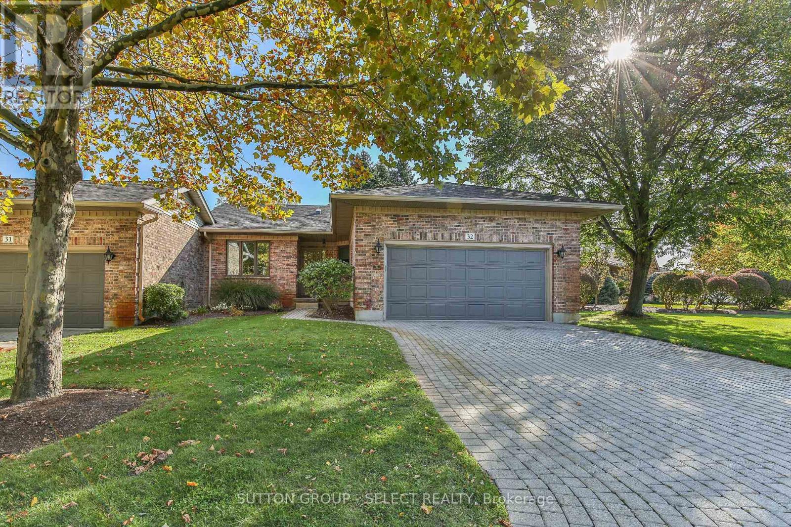 #32 30 DOON DRIVE - 2