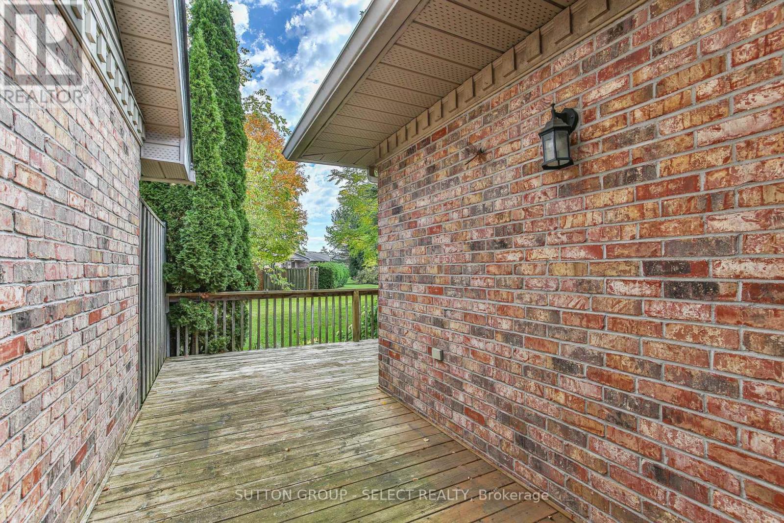 #32 30 DOON DRIVE - Image 47