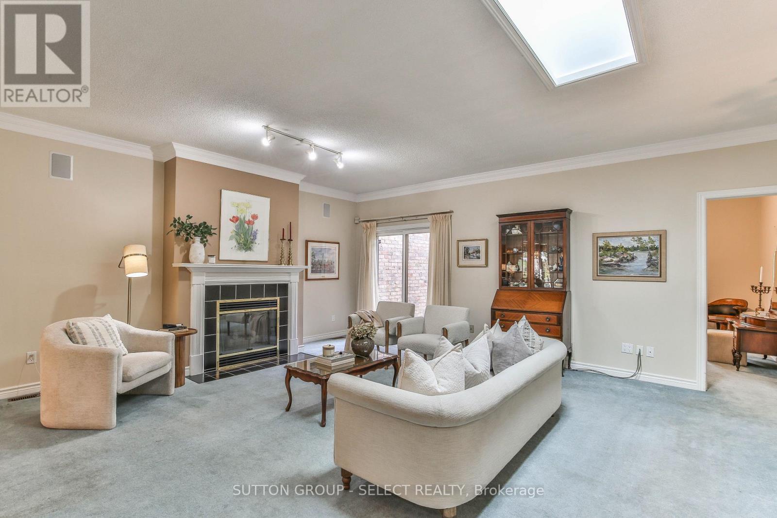 #32 30 DOON DRIVE - Image 6