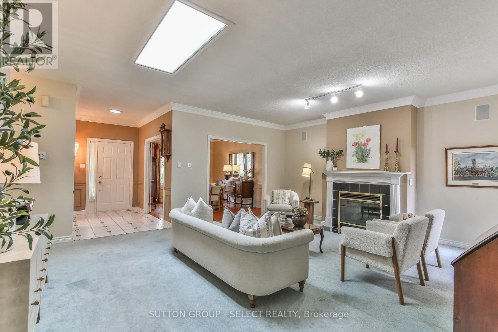 #32 30 DOON DRIVE - 8