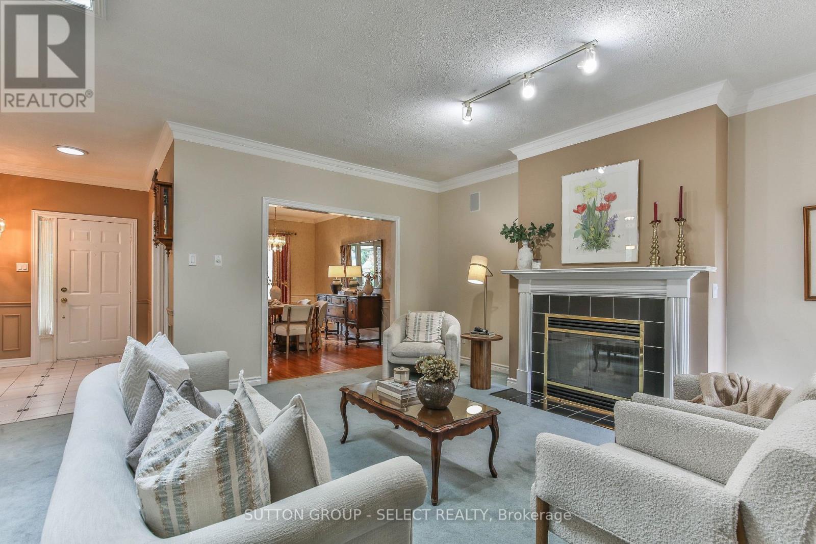 #32 30 DOON DRIVE - Image 9