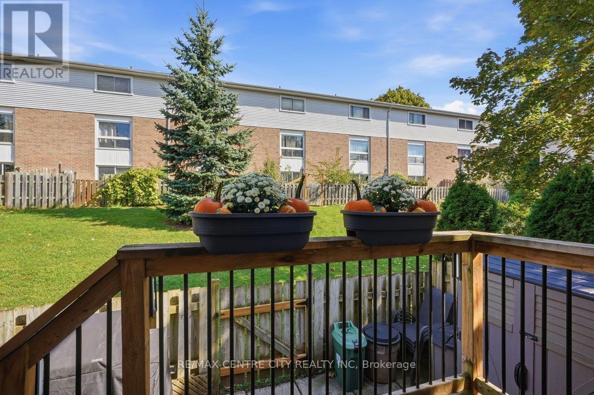#46 110 DEVERON CRESCENT - Image 39