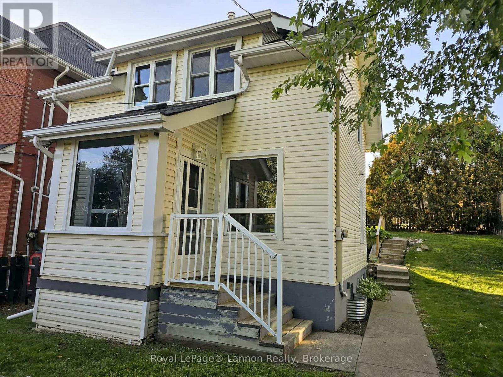 16 CROWN STREET - 26