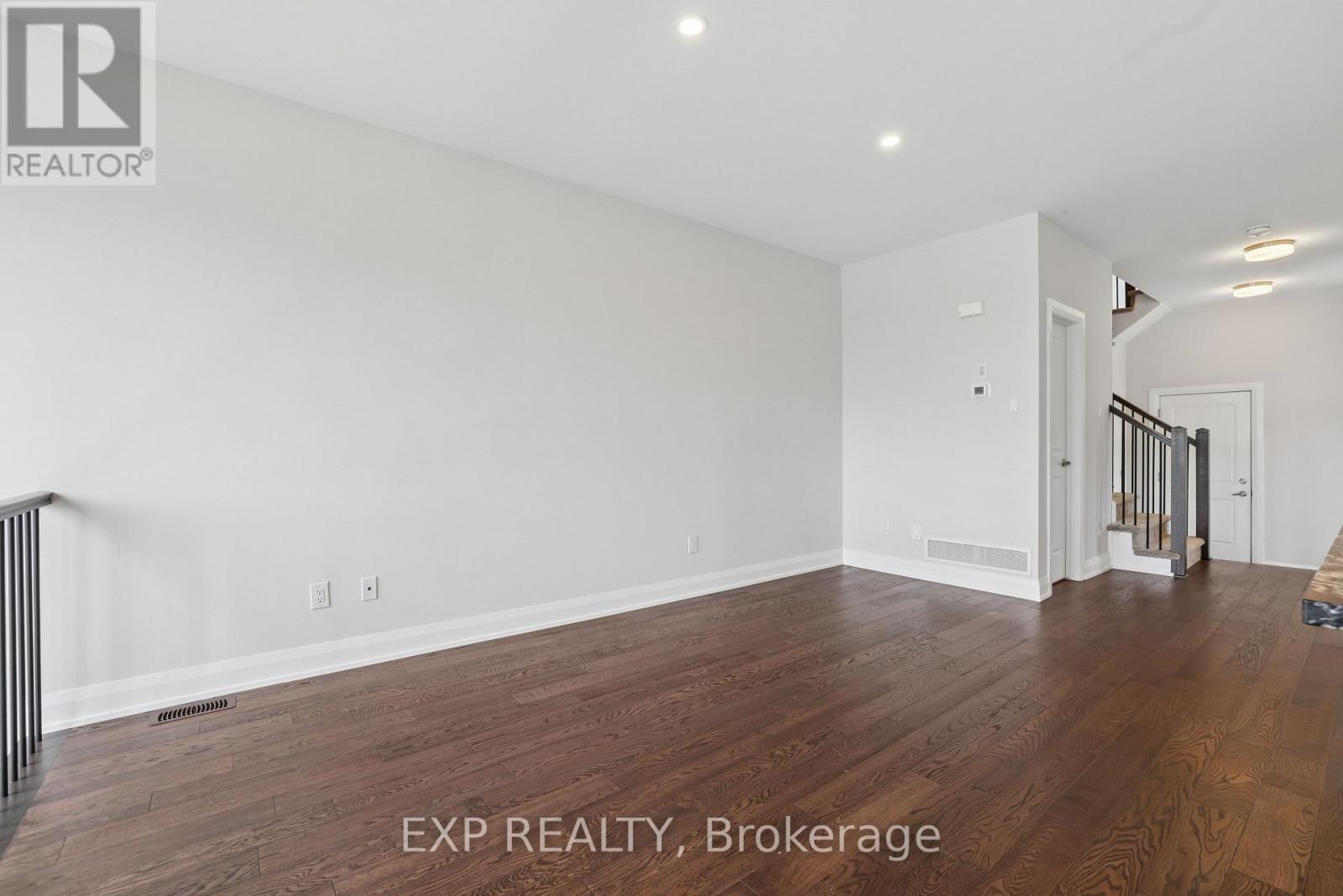 734 PLOUGHMAN PLACE, Ottawa — photo 10