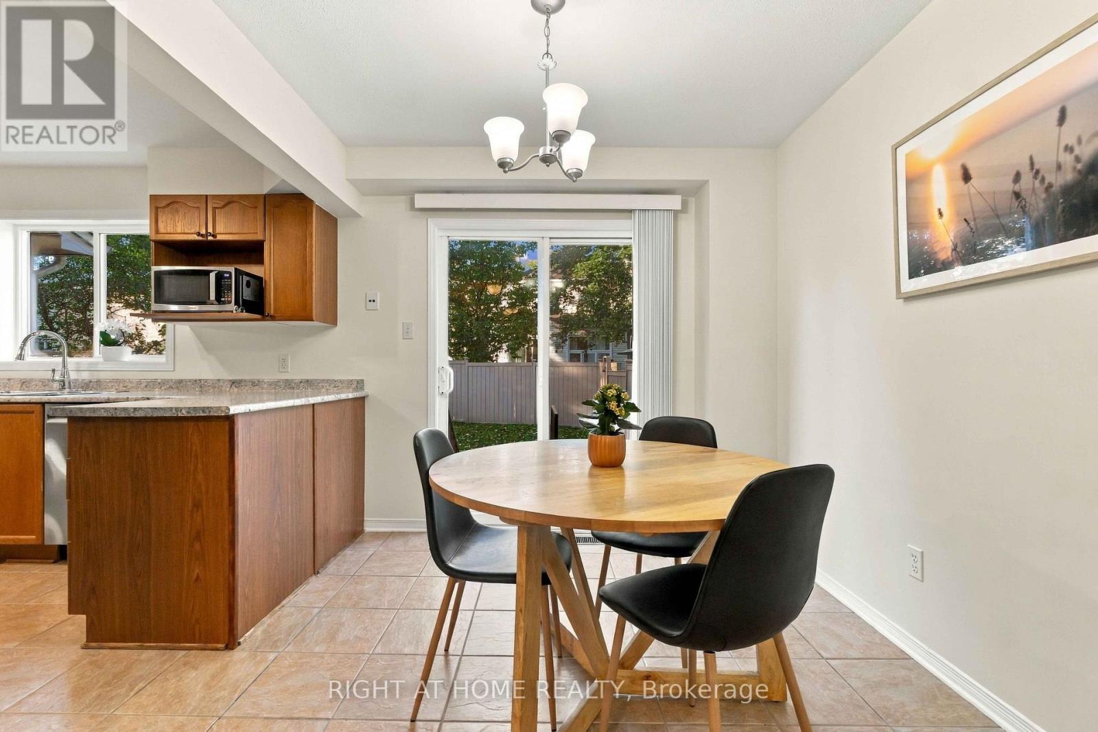 161 KINROSS PRIVATE, Ottawa — photo 10
