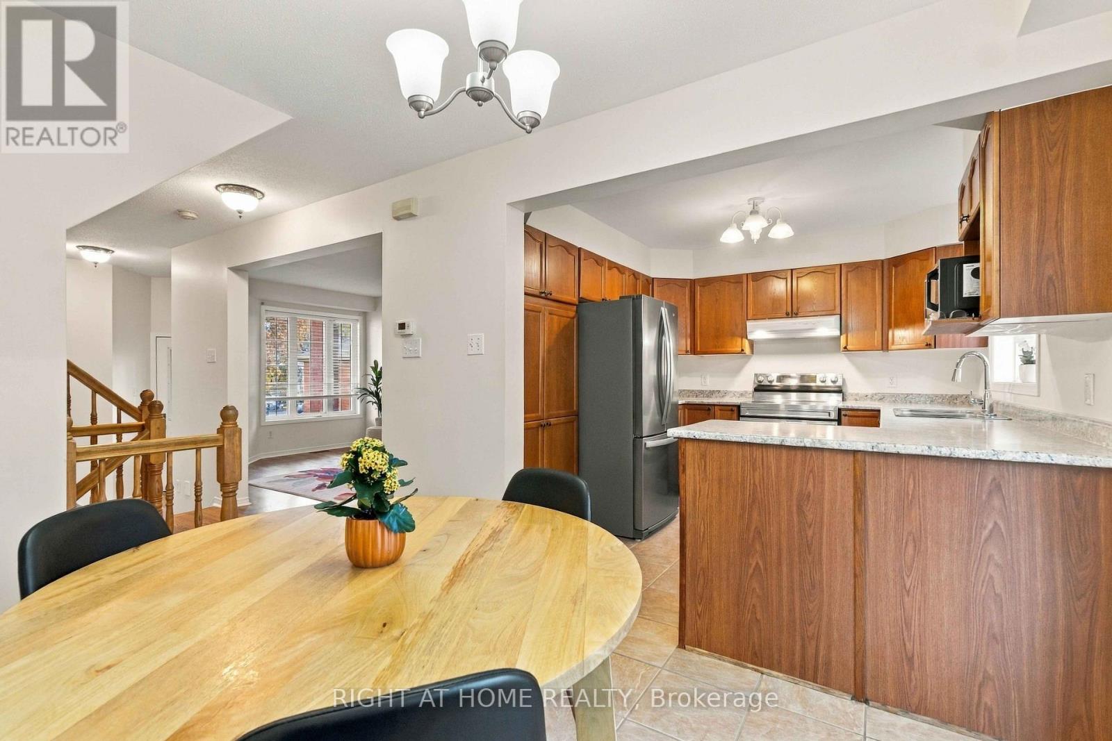 161 KINROSS PRIVATE - Image 13