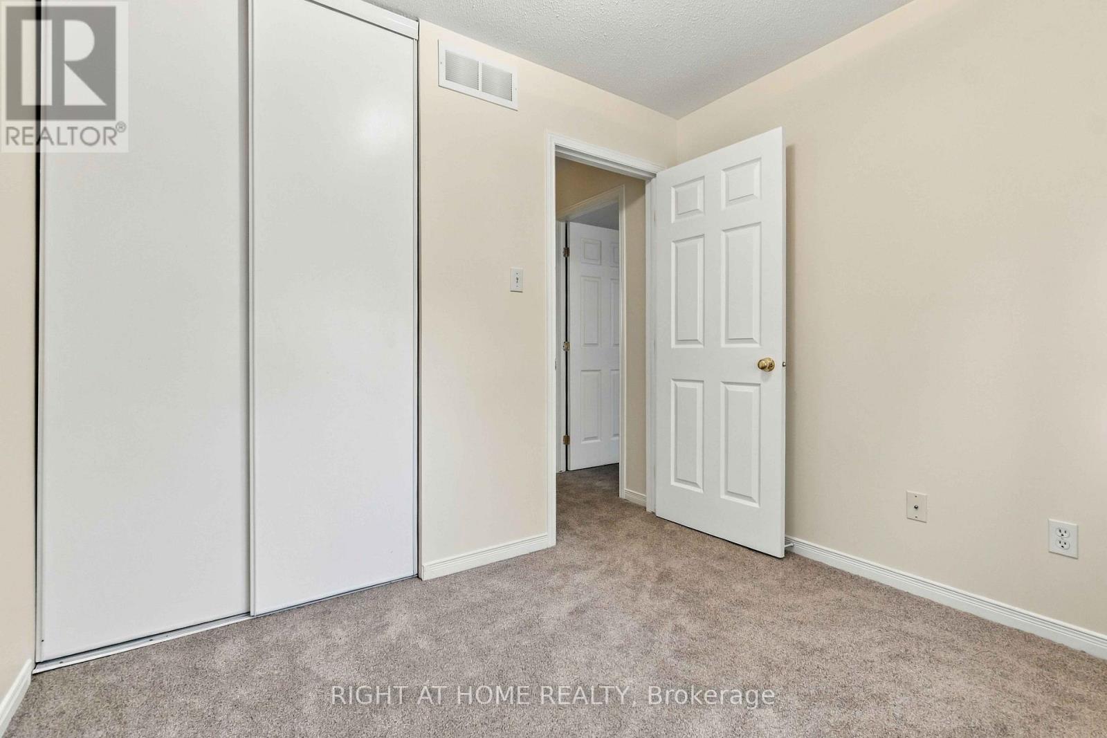 161 KINROSS PRIVATE - Image 23