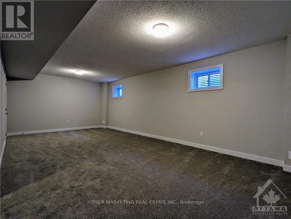 36 Chasing Grove — photo 18