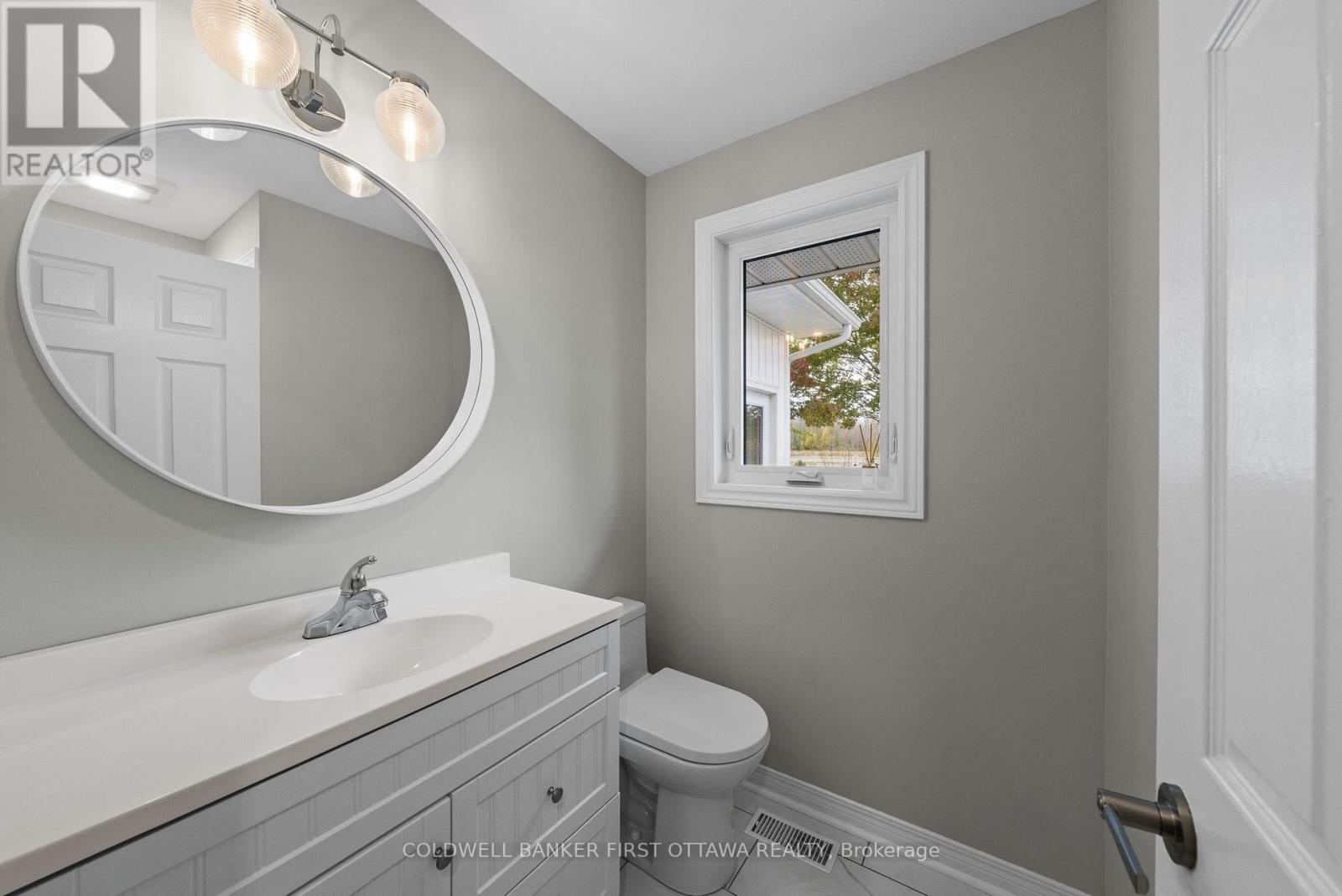 2435 RIVER ROAD - 25