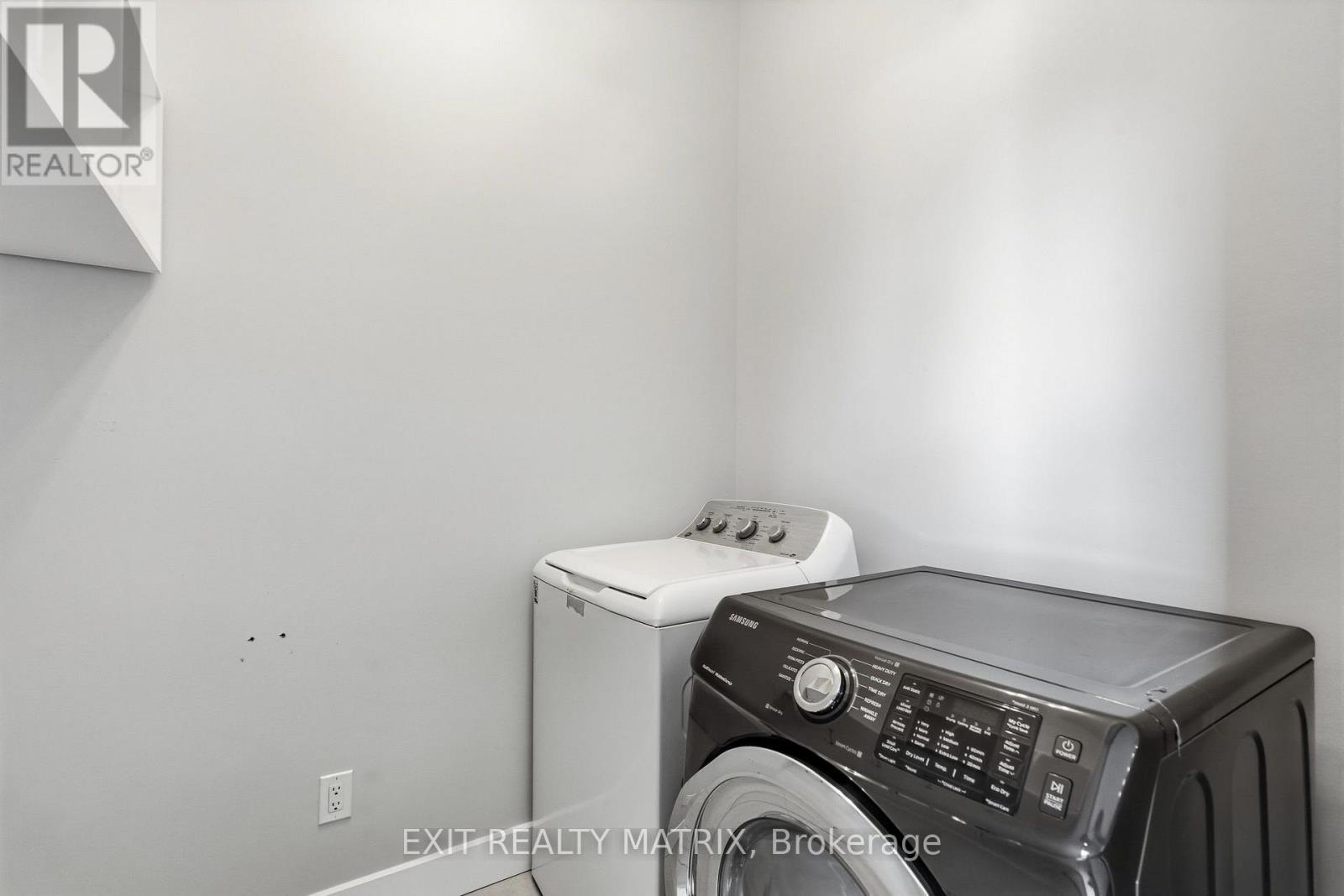 64 ADAM STREET - 11