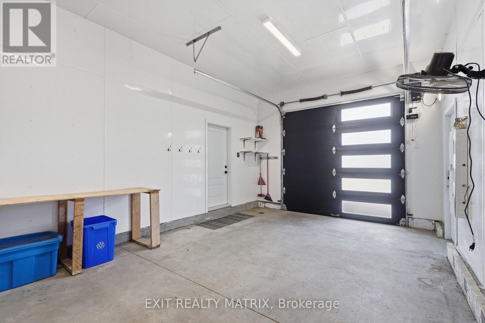 64 ADAM STREET - Image 24