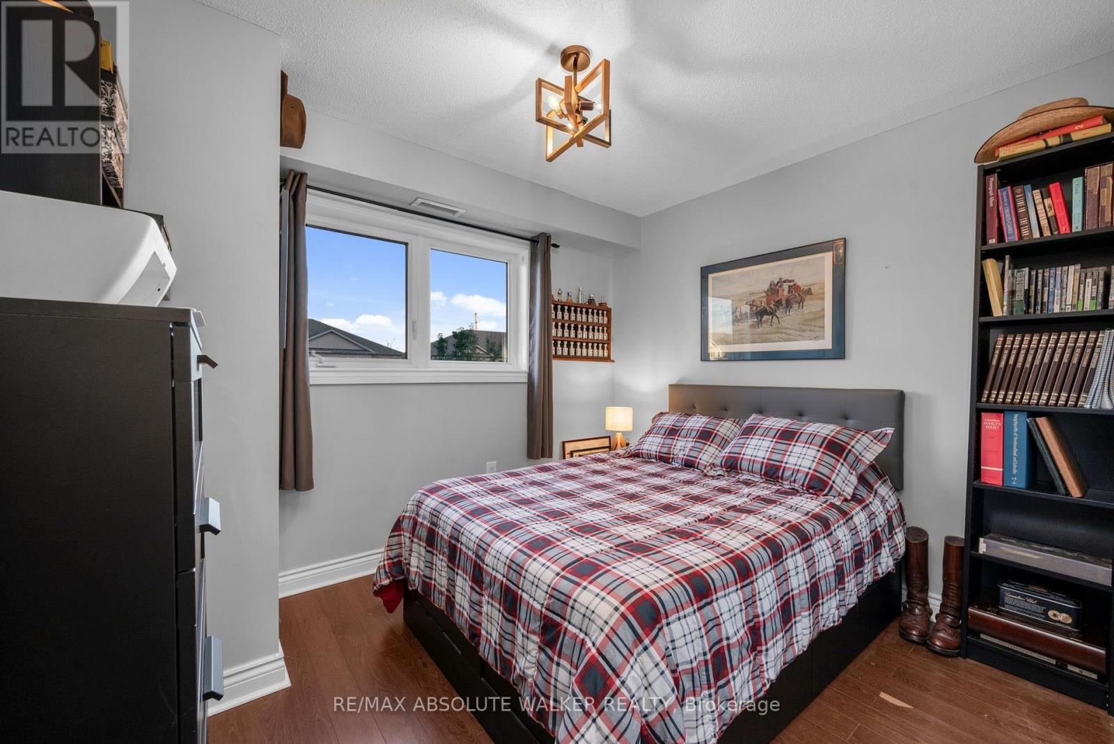 #208 151 POTTS PRIVATE - Image 18