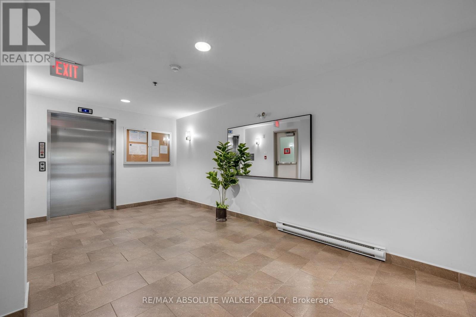#208 151 POTTS PRIVATE - 21