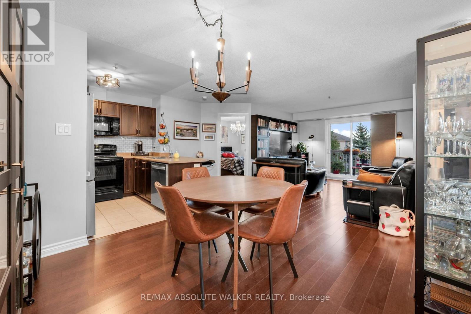 208 - 151 POTTS PRIVATE, Ottawa — photo 4
