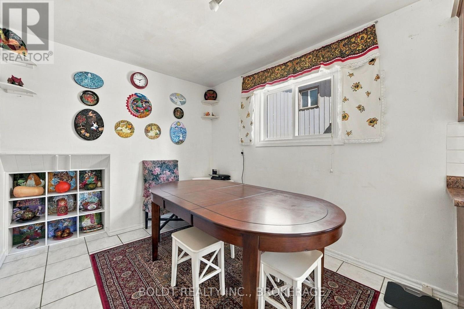 2554 COBBINSHAW CIRCLE - Image 13
