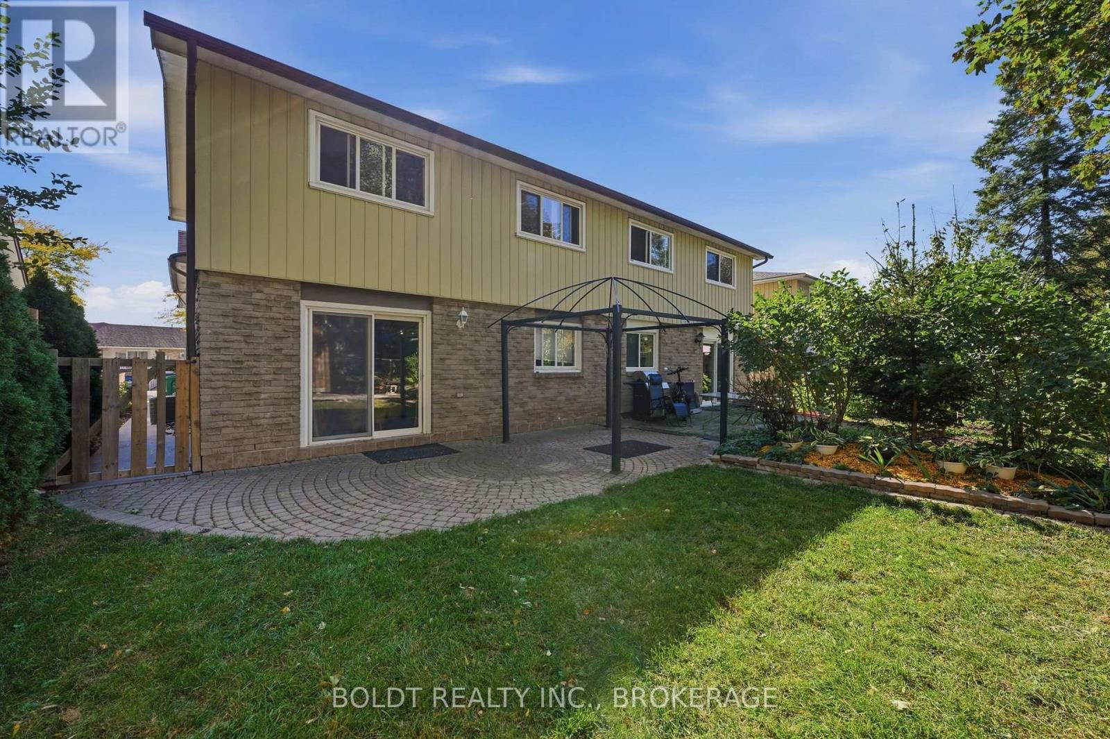 2554 COBBINSHAW CIRCLE - Image 24