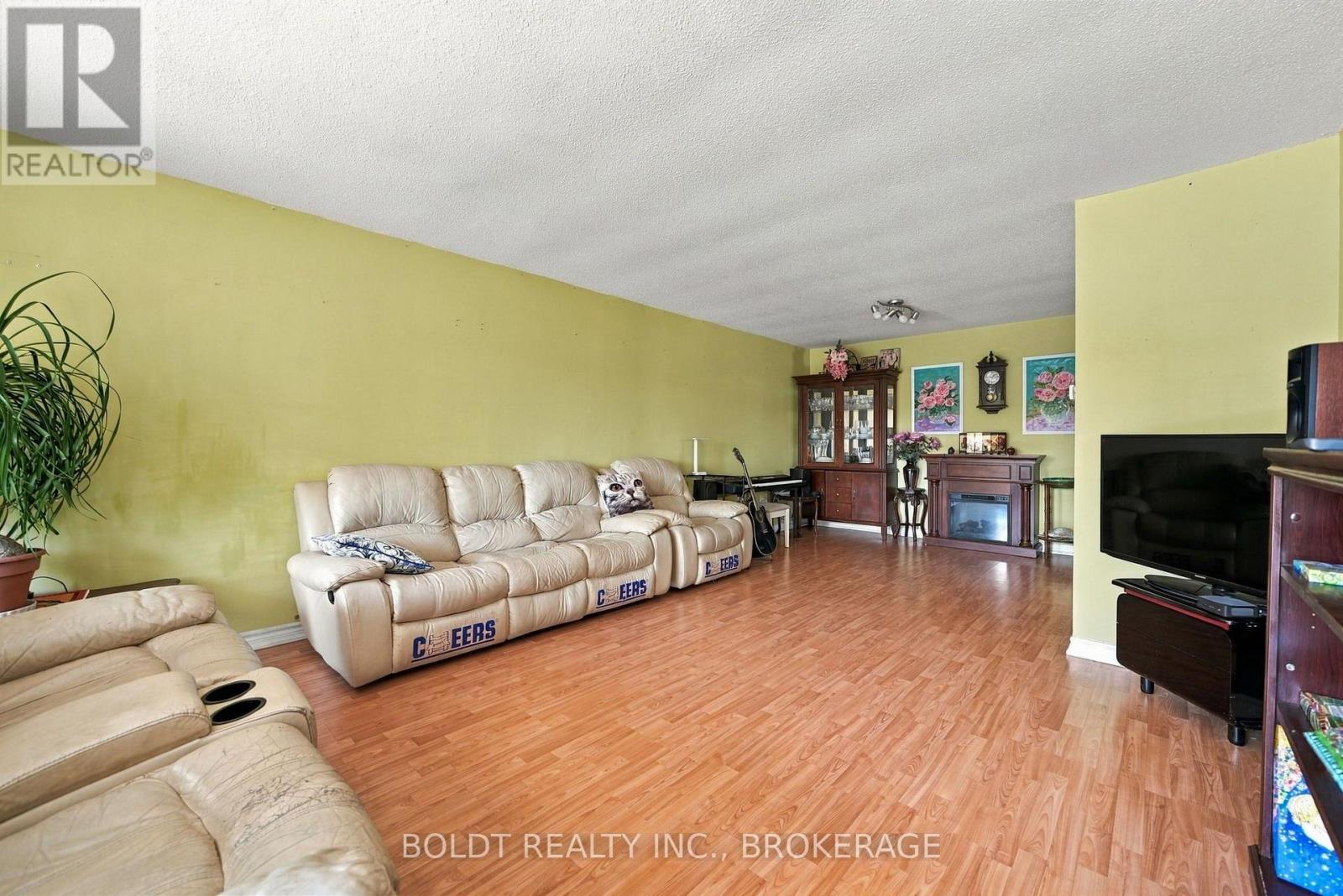 2554 COBBINSHAW CIRCLE, Mississauga (Meadowvale) — photo 9
