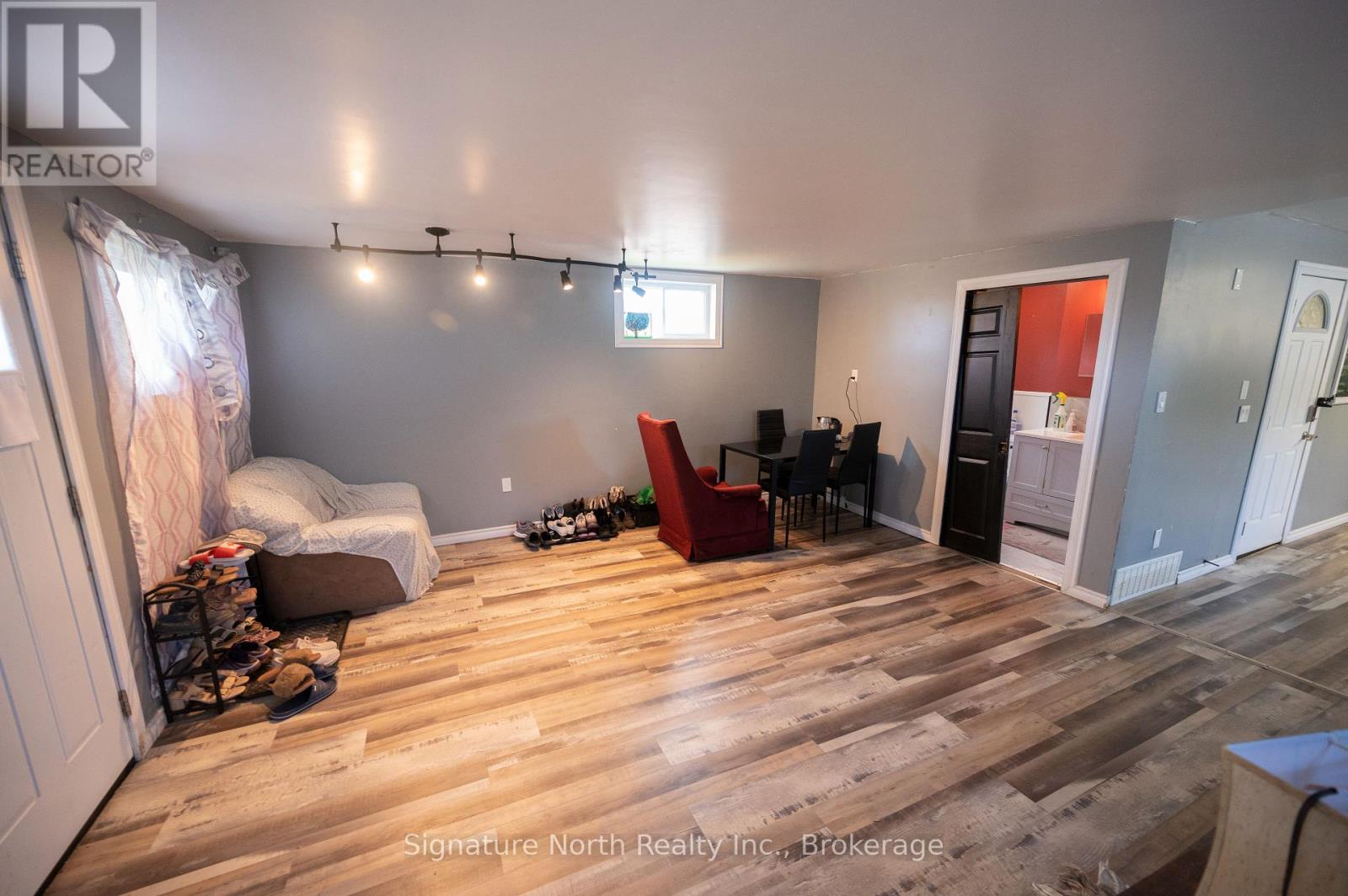 114 CAROLINE STREET - 9