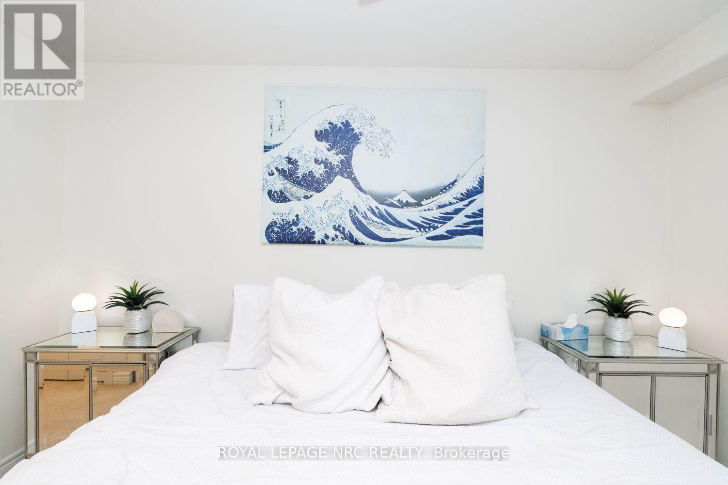 399 AUTUMN CRESCENT - 20
