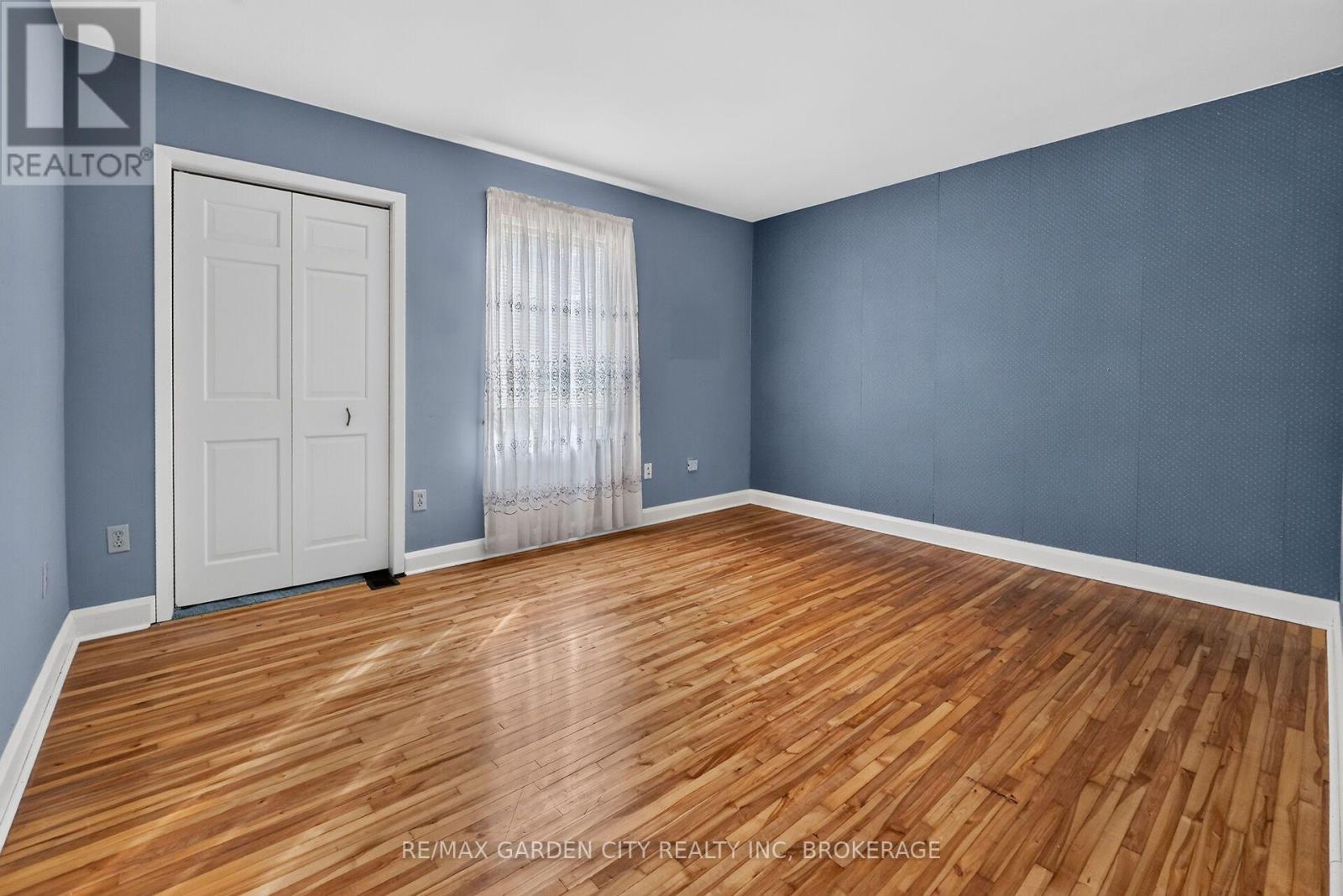 1571 PELHAM STREET - Image 17