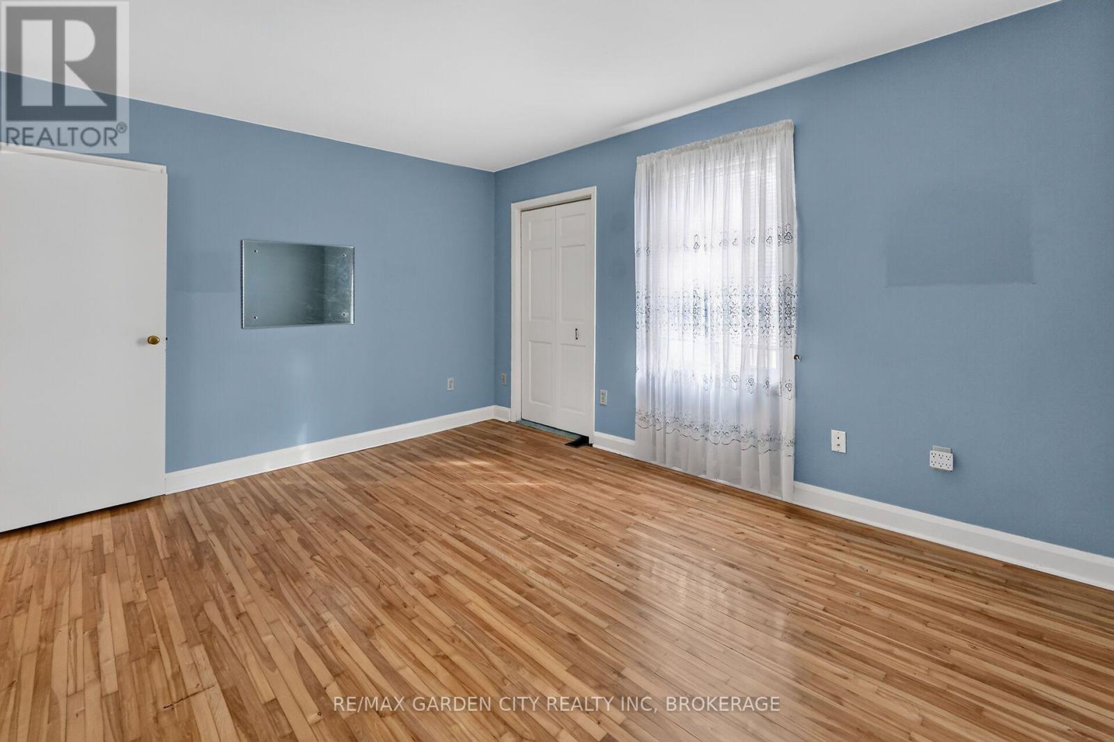 1571 PELHAM STREET - Image 18