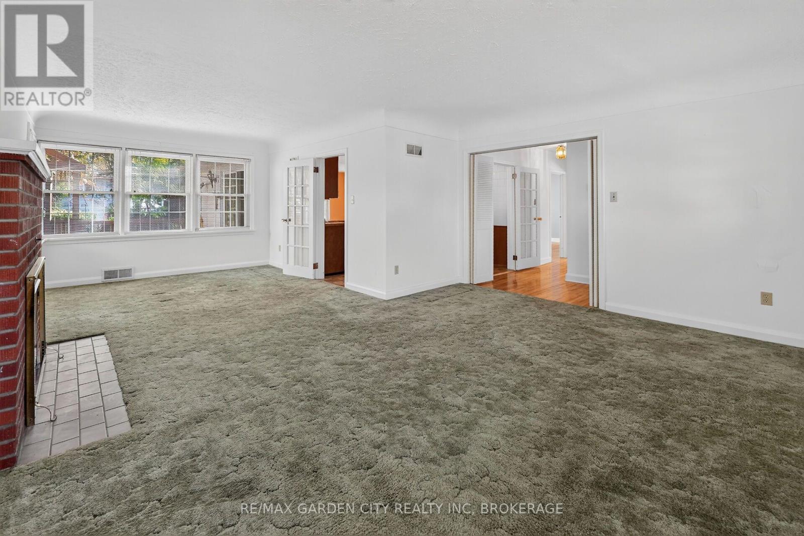 1571 PELHAM STREET, Pelham (Fonthill) — photo 8
