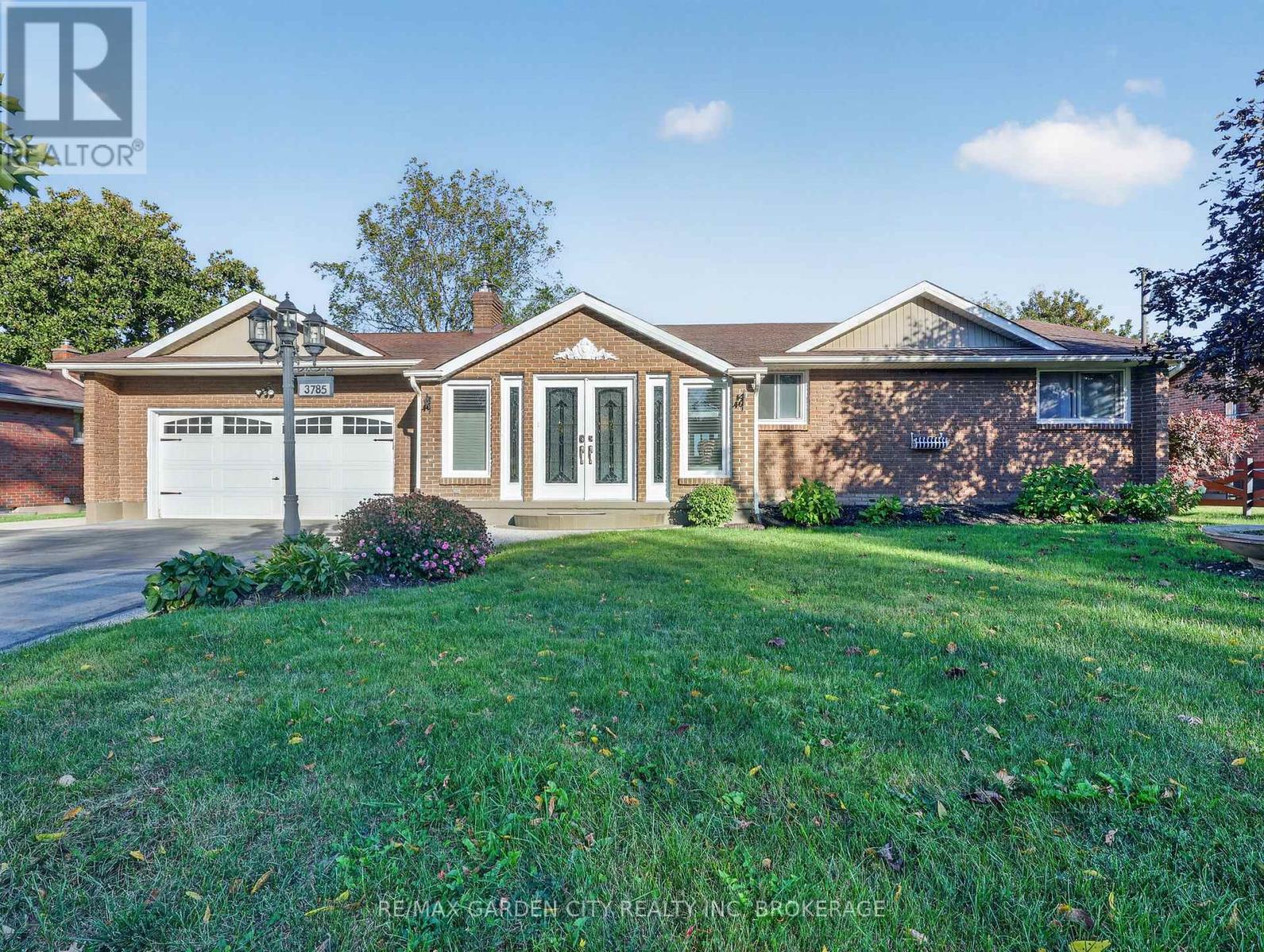 3785 NINETEENTH STREET - 4