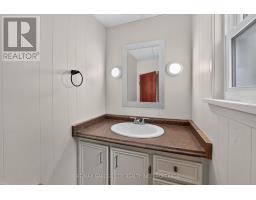 118 Lowell Avenue, St  Catharines, ON L2R2E2 Photo 11
