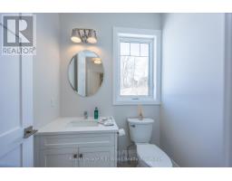 9 Greenhill Drive, Tillsonburg, ON N4G0L4 Photo 9