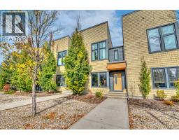 212 Walden Drive SE - photo 2
