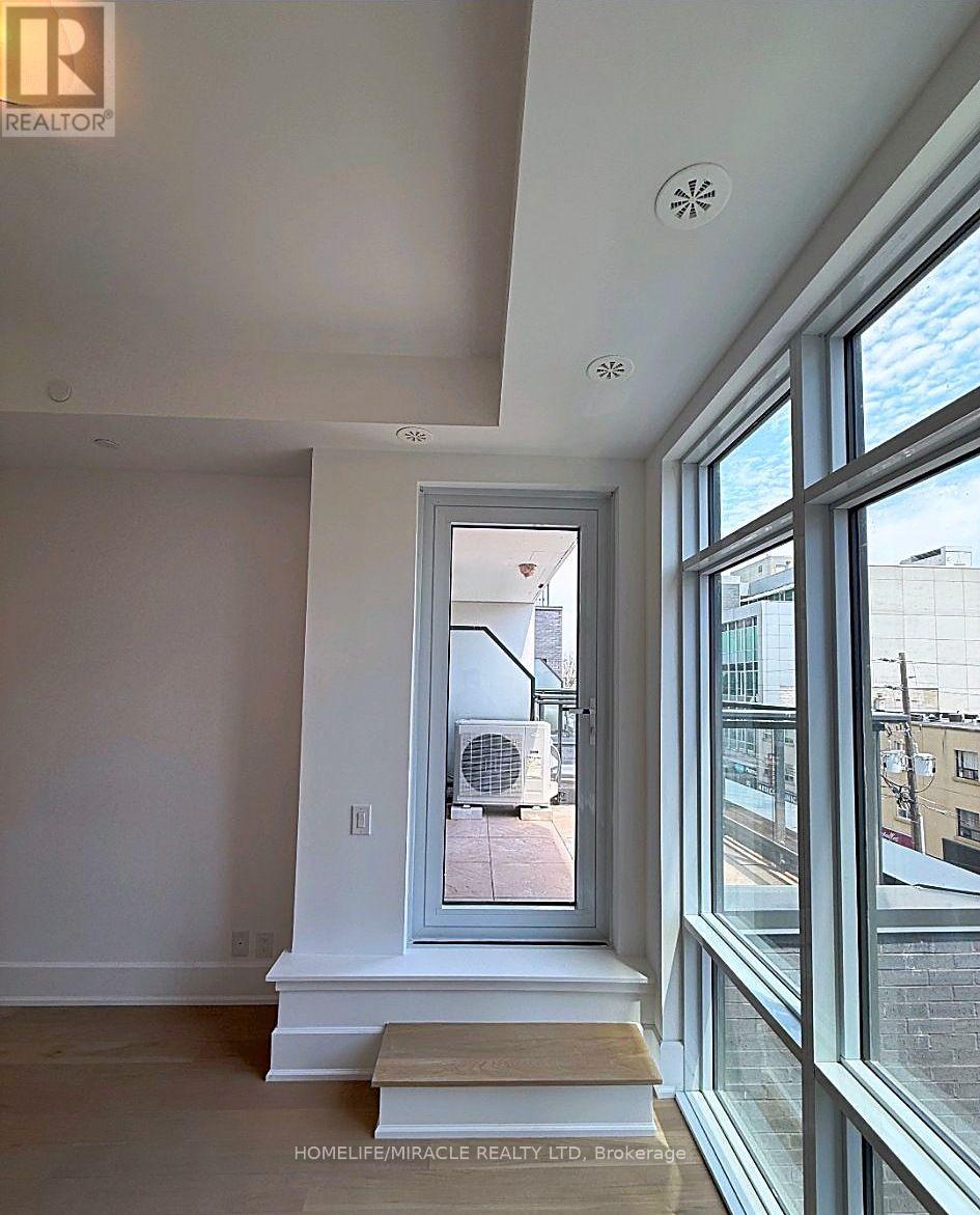 800 Broadview Avenue — photo 19