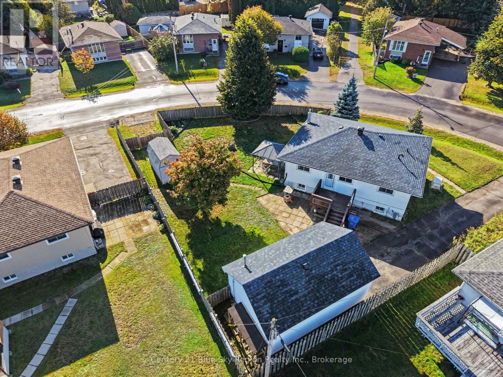 58 VAN HORNE CRESCENT - Image 11