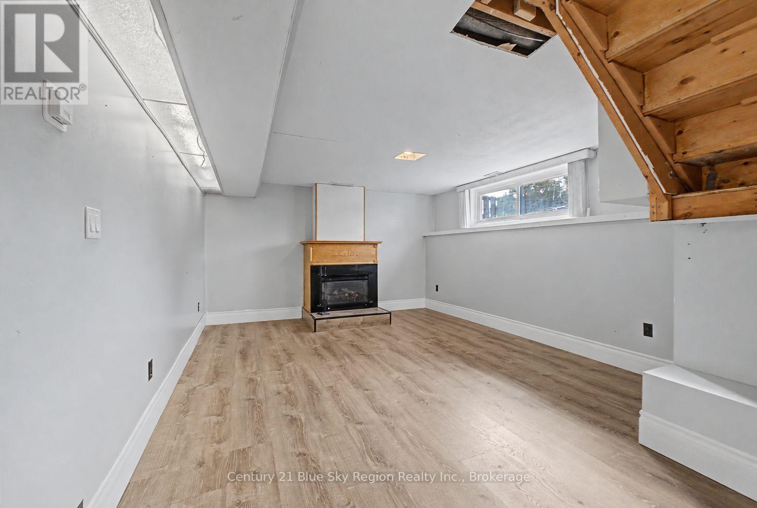 58 VAN HORNE CRESCENT - Image 30