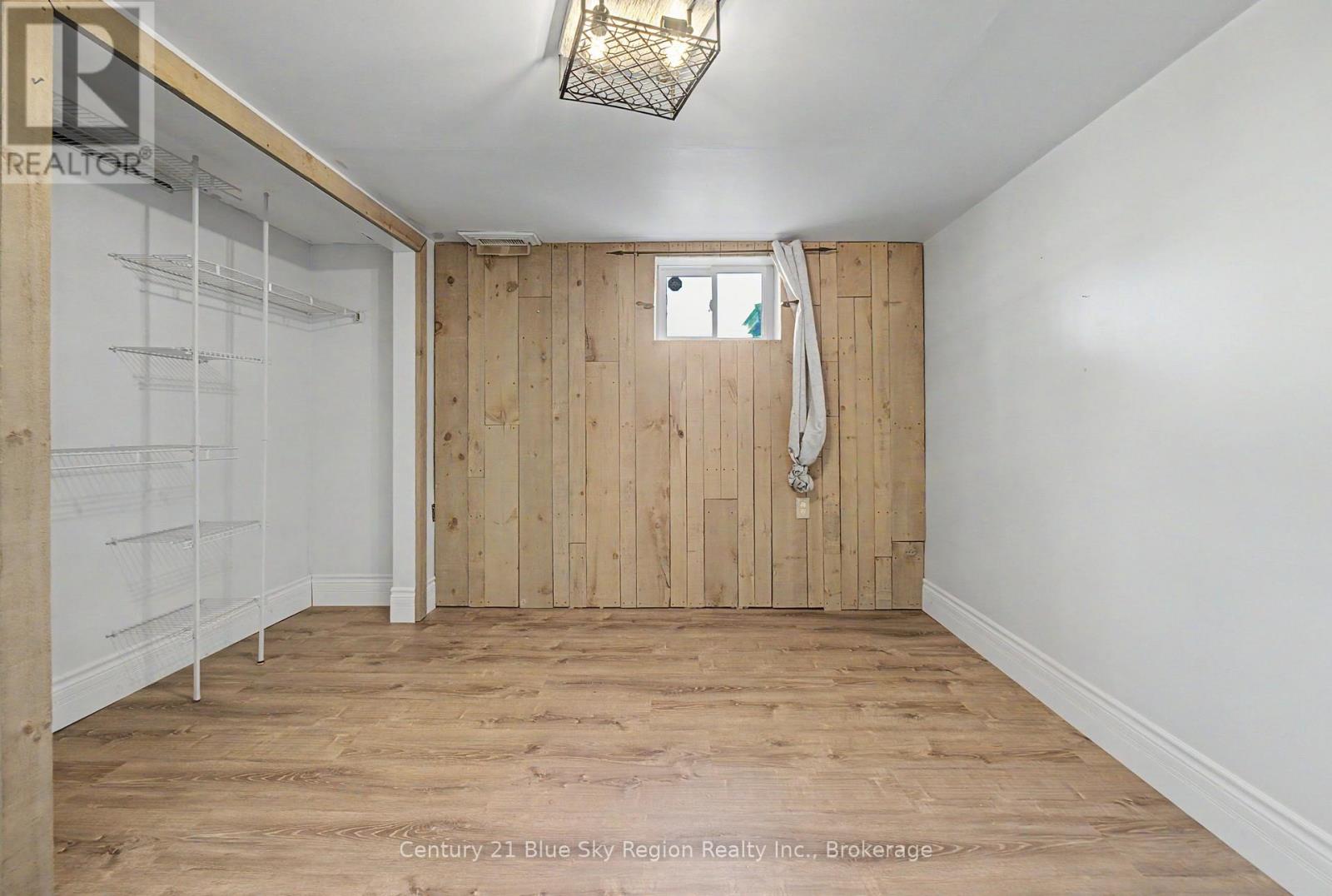 58 VAN HORNE CRESCENT - Image 37