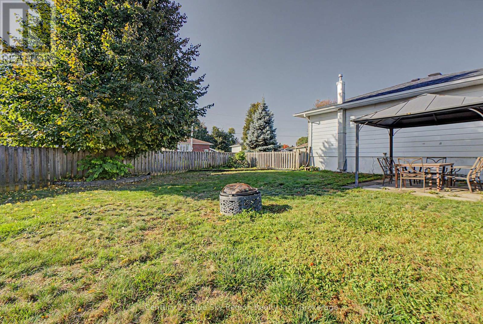 58 VAN HORNE CRESCENT - Image 44