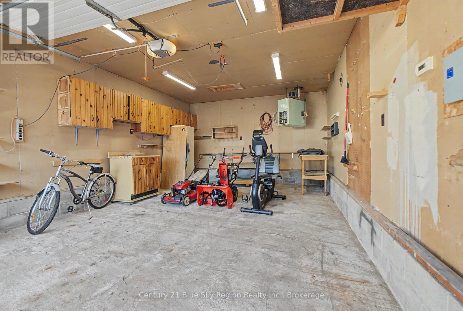 58 VAN HORNE CRESCENT - Image 47