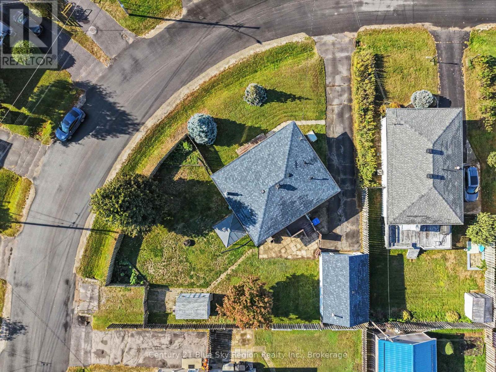 58 VAN HORNE CRESCENT - Image 6