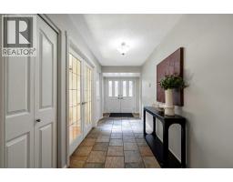 224 Varsity Crescent NW - photo 3