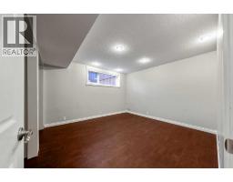 224 Varsity Crescent NW - photo 39