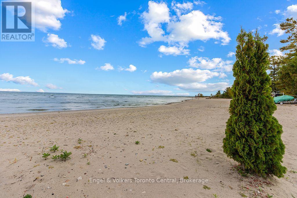 1420 TINY BEACHES ROAD N - Image 4