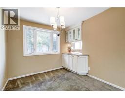 Kitchen - 1360 Majestic Drive, Burlington, ON L7M1G3 Photo 12