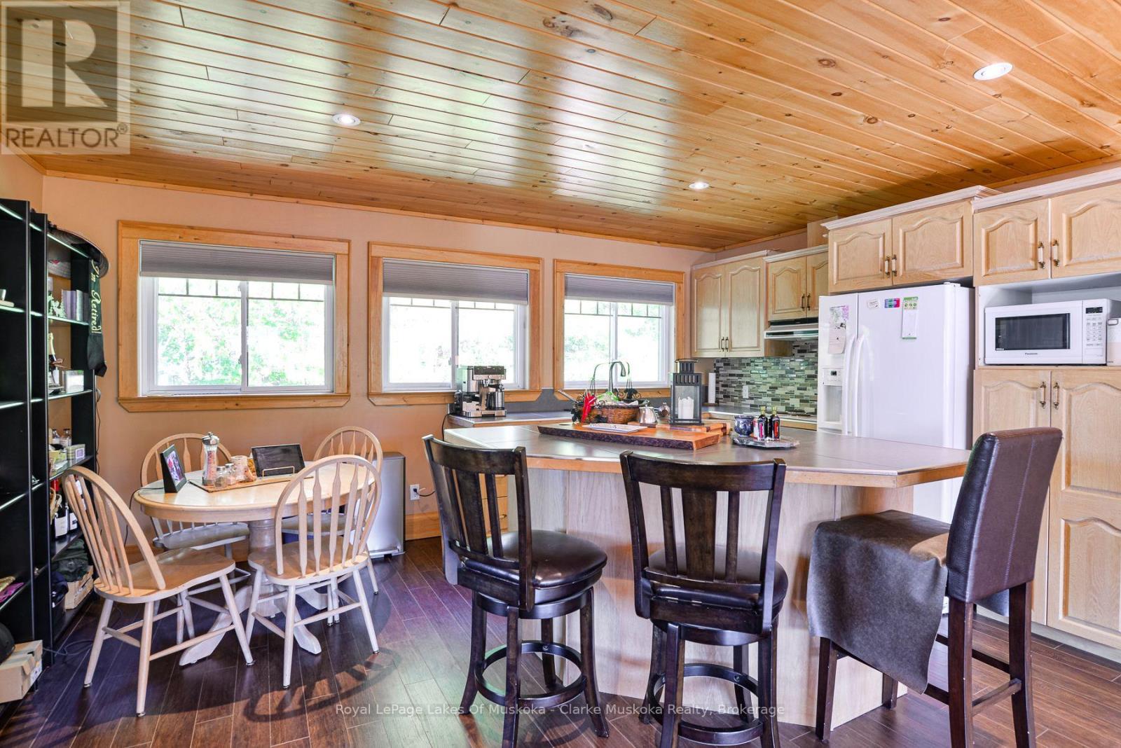 #1 2839 SOUTHWOOD ROAD - 33