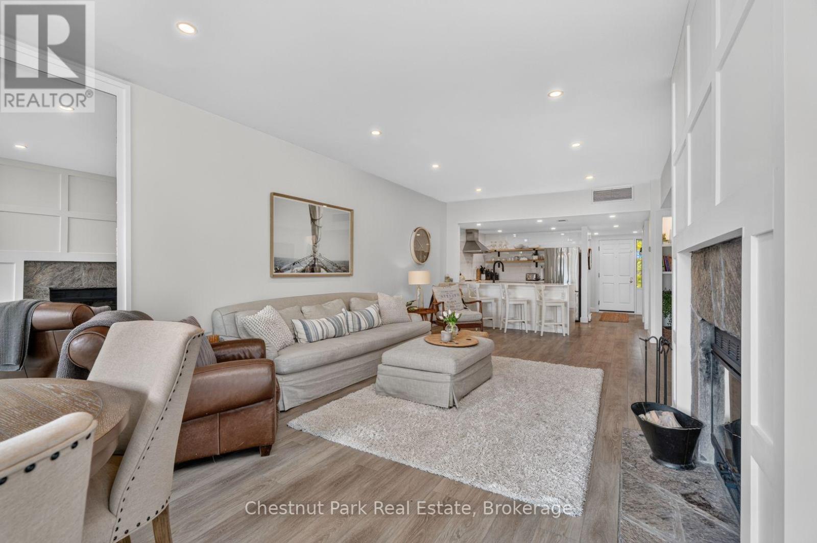 #10 1021 GRANDVIEW HILLTOP DRIVE - 10