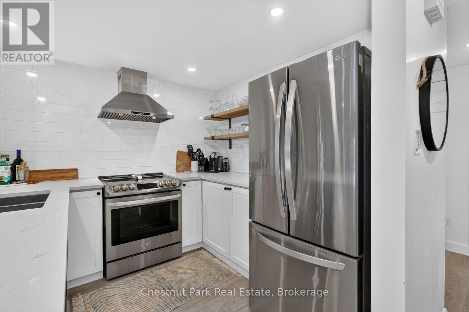 #10 1021 GRANDVIEW HILLTOP DRIVE - 15