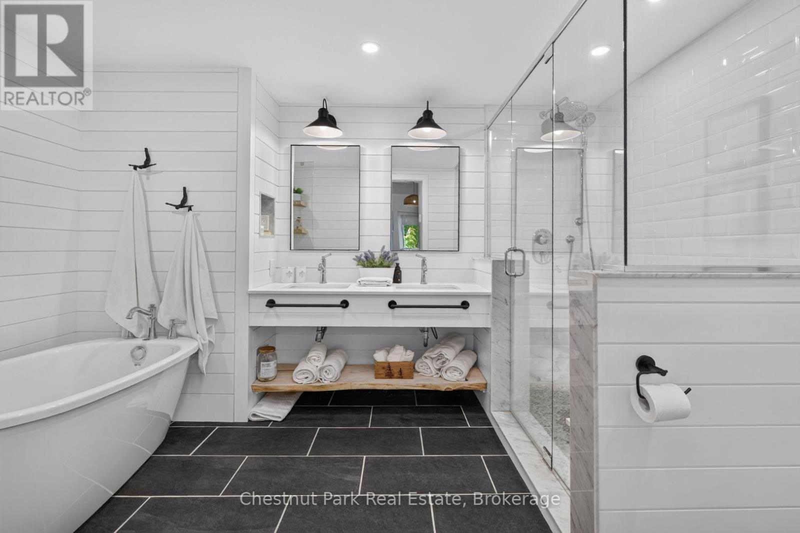 #10 1021 GRANDVIEW HILLTOP DRIVE - Image 19