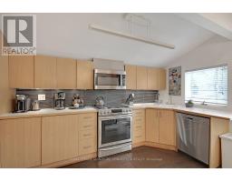 7 Ways Lane, Toronto, ON M6J2E8 Photo 15